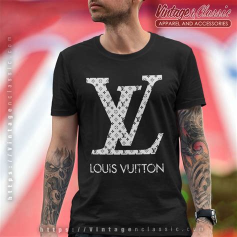 louis vuitton üst kuruluşu|Louis Vuitton t shirts.